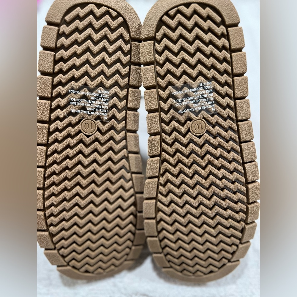 UNIVERSAL THREAD Tan Memory Foam Boots- Various Sizes - Picture 7 of 7
